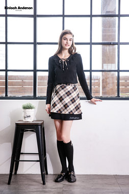 格布蝴蝶結珍珠長袖上衣-