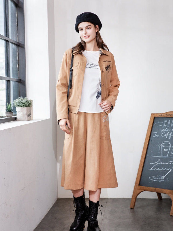 單邊荷葉條紋蝴蝶結上衣