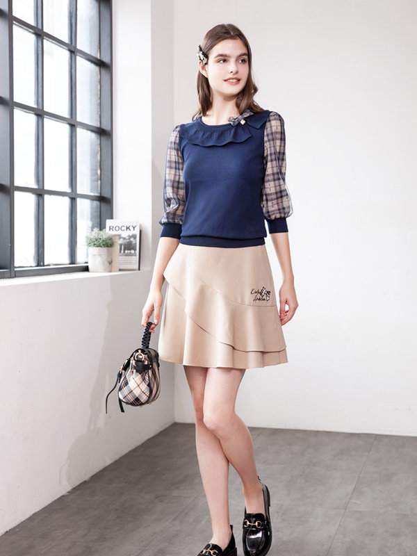 網紗罩格紋雪紡刺繡針織上衣